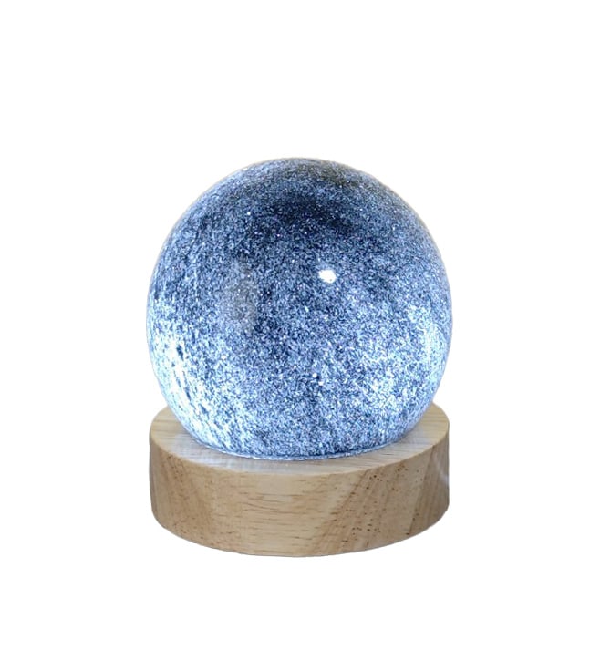 Cosmic Black planet USB night light, speckled grey-black sphere on natural wood base, 8 cm galaxy lamp—ideal gift for children
