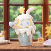 Star Mocha figure spilling milky foam and pastel stars from tall glass – Emma Blind Box
