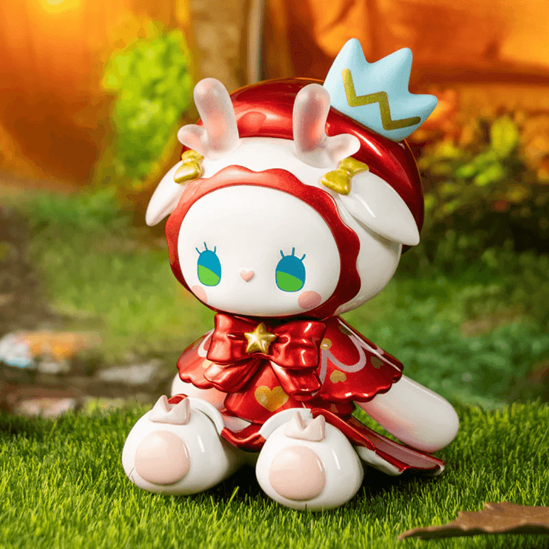 EMMA Secret Forest Garden Party Series 2 Strawberry figure in a glossy red outfit