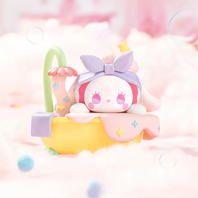 Hidden Bubble Magic figure relaxing in pastel bubble bath with starry towels – Emma blind box
