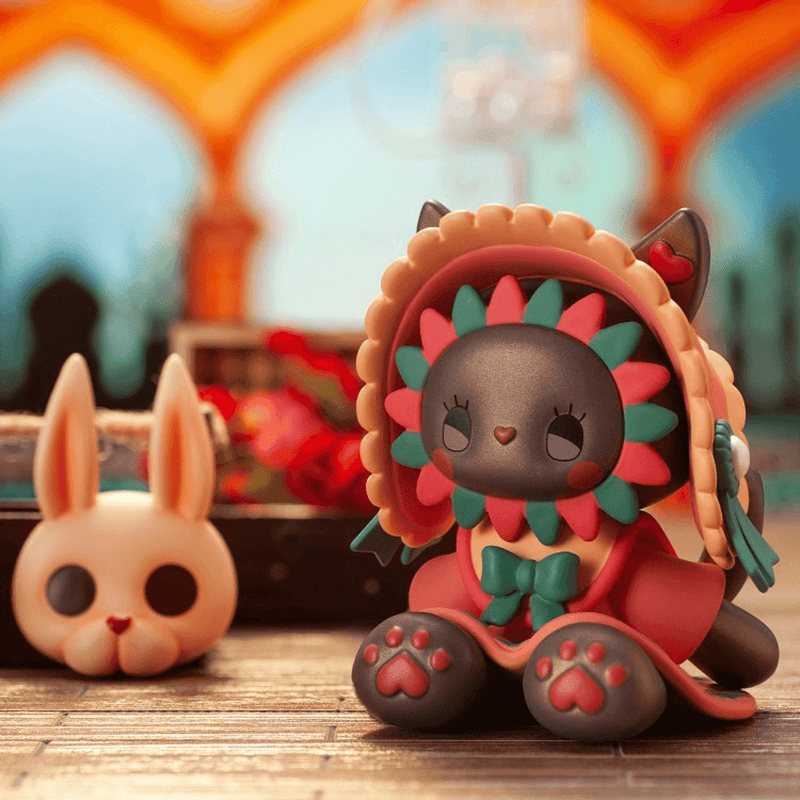 Dusky bunny in floral sunbonnet – Midsummer Night’s Dream figure from Emma Secret Forest blind box

