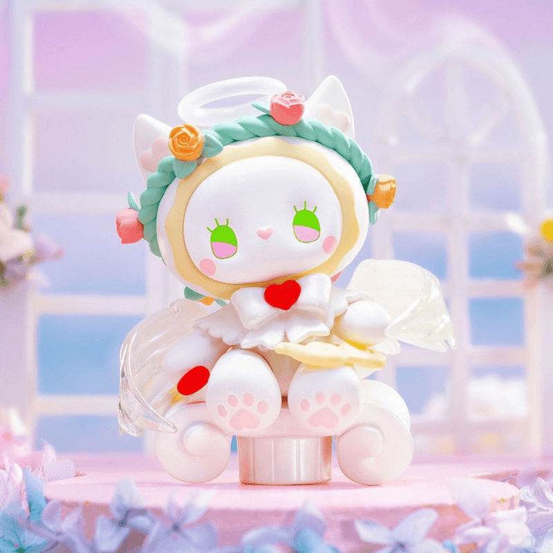 Emma Secret Forest Wedding Series super-hidden chase – Cupid cat figure with flower crown and clear wings
