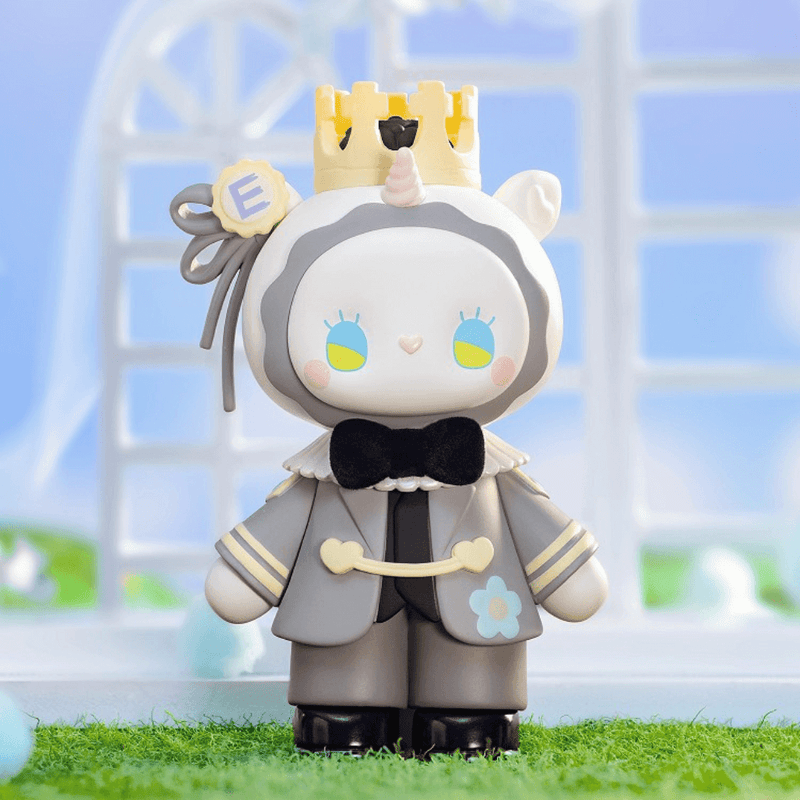 Emma Secret Forest Wedding Series – Unicorn Bridegroom figure in grey suit with crown and horn
