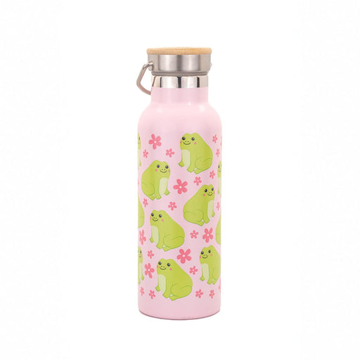 Pink stainless steel 425ml water bottle with cute green frog pattern and bamboo screw-top lid with metal carry handle, cut-out on white.