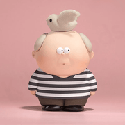 Hello The Great Artists Picasso and The Dove of Peace blind box figure
