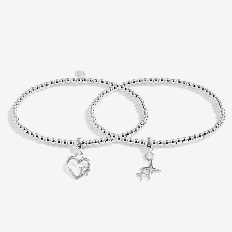 Joma Christmas Wishes linked bracelets with open heart and star charms