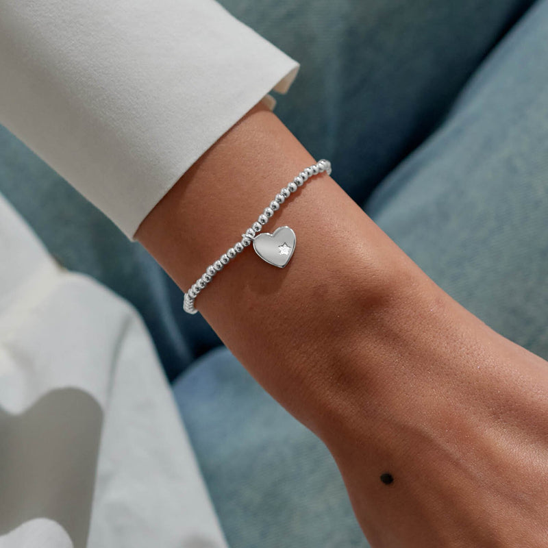 Joma Jewellery Favourite Person bracelet worn on wrist