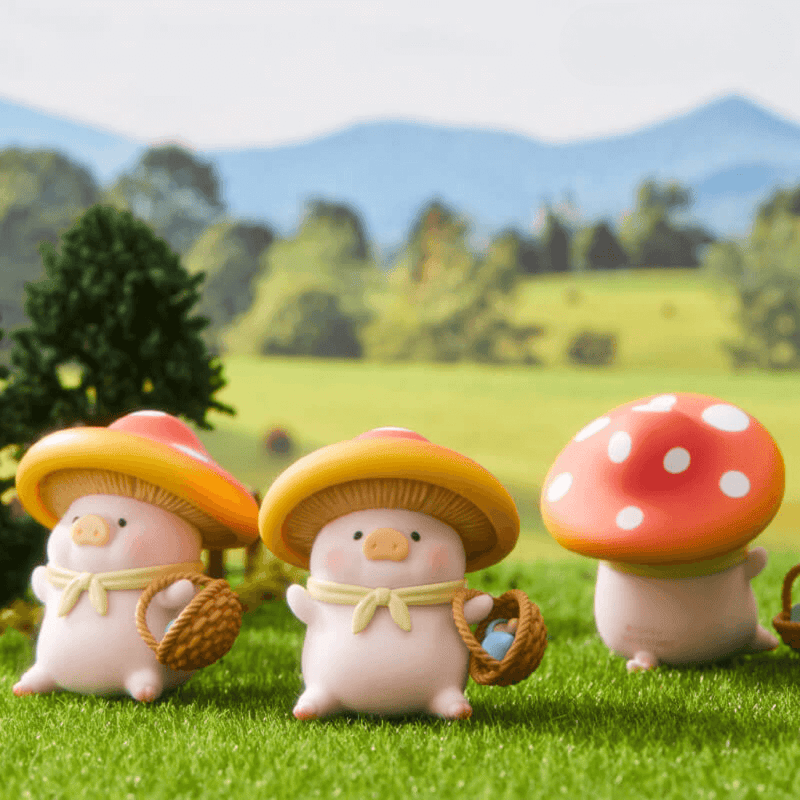 “Mushroom” LuLu wearing toadstool hat and wicker basket – Blind Box collectable
