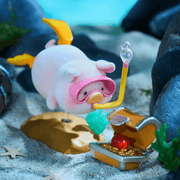 “Diver” LuLu snorkelling for treasure chest and emerald – Ocean Series Blind Box figure
