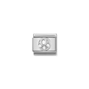 Close-up of Nomination Classic Link Letter O in silver with white cubic zirconia