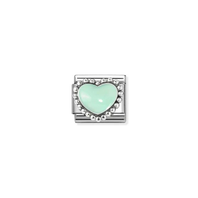 Close-up of Nomination Classic Link with pastel green enamel heart and beaded silver halo