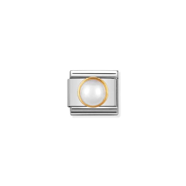 Nomination Classic Link charm with round white pearl bezel-set in bonded yellow gold on stainless steel for Composable bracelet.