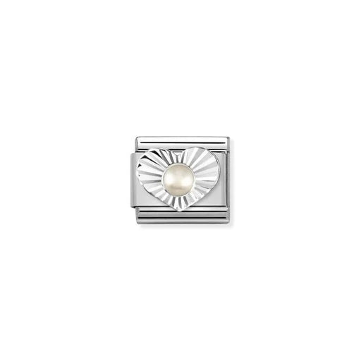 Close-up of Nomination White Pearl Heart Classic Link in stainless steel with sterling-silver sunburst heart and 3mm white pearl