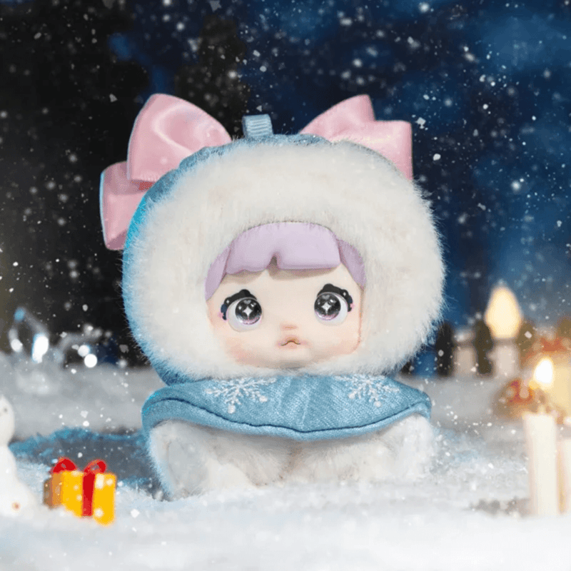 Frosty the Snowman Nommi Fairytale Town plush in a soft white and blue costume