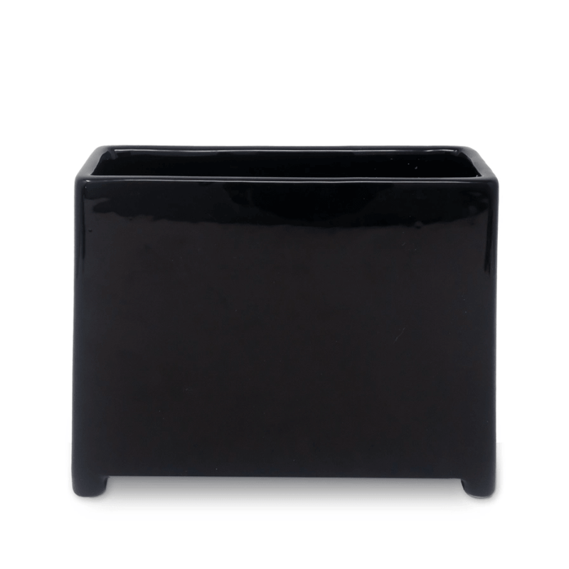 Plain black reverse of the ceramic ACOTAR Dresser Vase