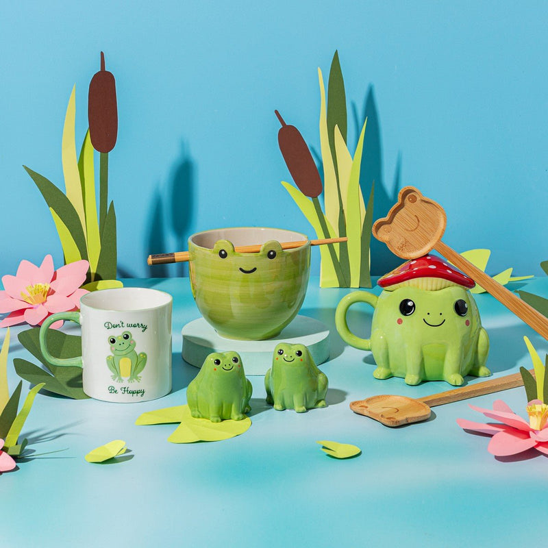 Sass & Belle frog salt and pepper shakers in a colourful frog-themed tableware display