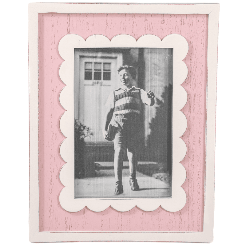 Sass & Belle Pink Scalloped Edge Photo Frame - Something Different Gift Shop