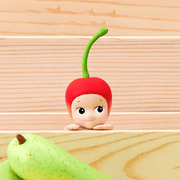 Cherry Sonny Angel Hippers Harvest figure peeking over a wooden edge