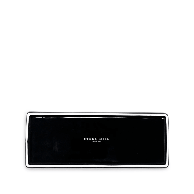 Black base of the Steel Mill & Co The Raven ceramic trinket tray
steel-mill-the-raven-trinket-tray-jewellery.png