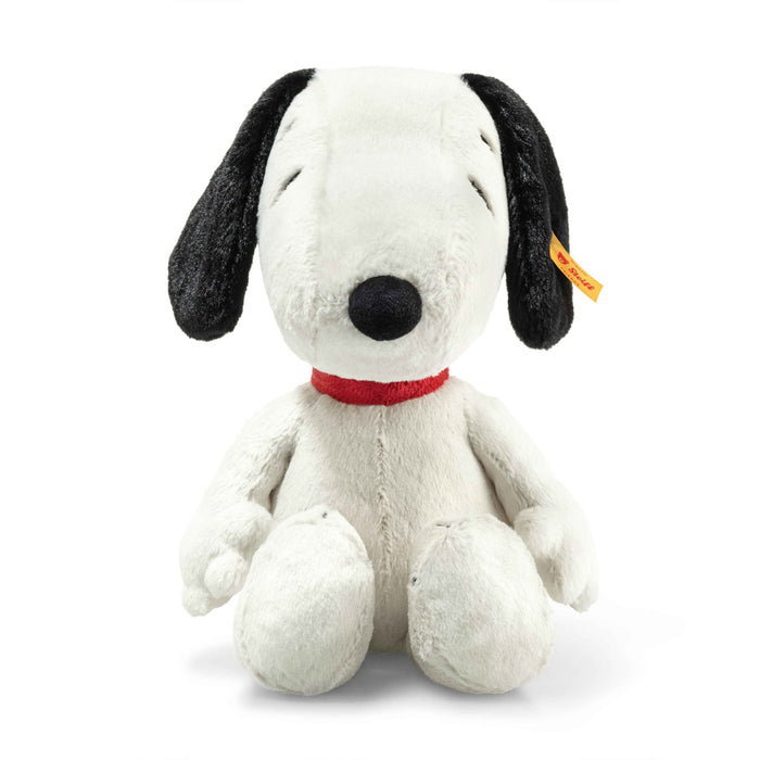 Steiff Snoopy plush toy, white with black ears and red collar, front view, sitting – Steiff teddy bears.