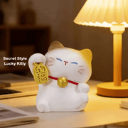Secret Lucky Kitty figure with gold charm from the ThingsWoo The Cat Come blind box collection