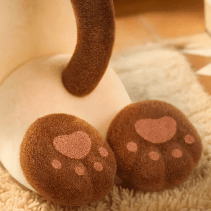 Close-up of the paw pad detail on a MOFFY’s Magic Furry Mewky blind box figure